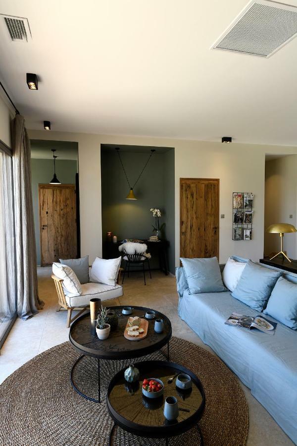 Les Loges En Provence "Villa Garrigue" Villeneuve-les-Avignon Exterior photo